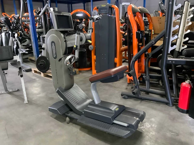 Technogym top excite 700e crosstrainer - afbeelding 3 van  5