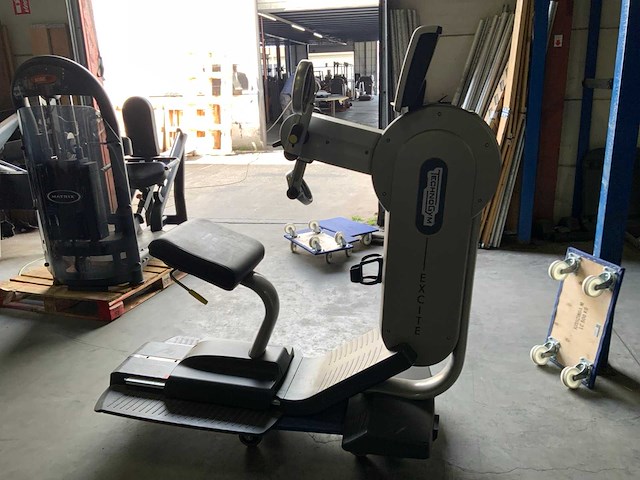 Technogym top excite arm fiets crosstrainer - afbeelding 4 van  6
