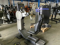 Technogym top excite unity 3 live crosstrainer - afbeelding 1 van  6