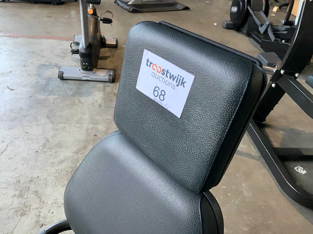 Technogym top excite unity 3 live crosstrainer - afbeelding 5 van  6