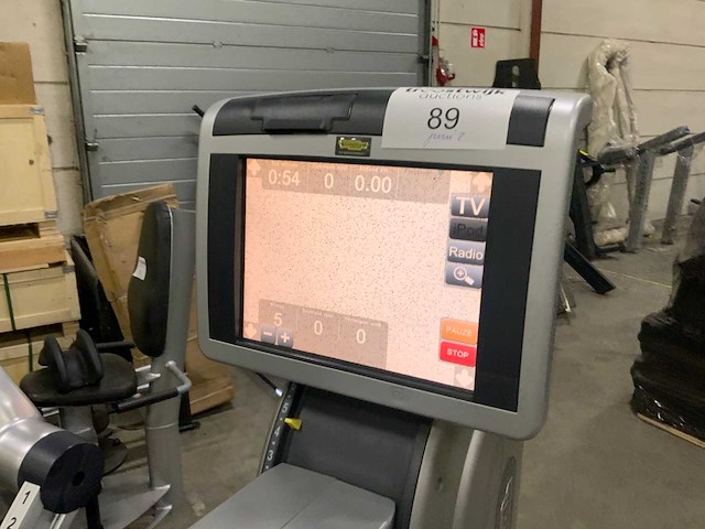 Technogym top excite visioweb crosstrainer - afbeelding 3 van  5