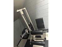 Technogym zittende leg curl - afbeelding 4 van  4