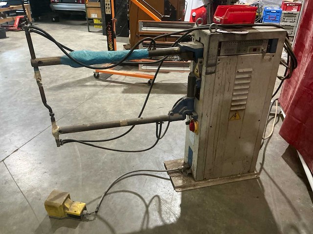 Tecna nklp 36 puntlasmachine met voozettafel - afbeelding 4 van  10