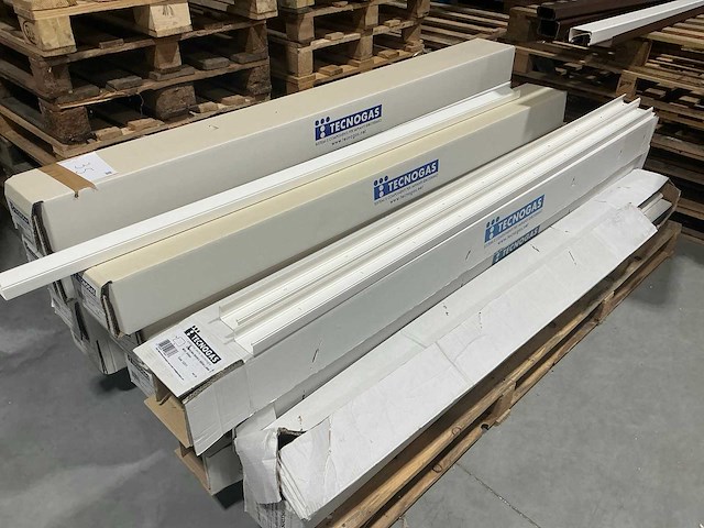 Tecnogas 65x50 wit airconditioning installatie materiaal (736x) - afbeelding 5 van  6