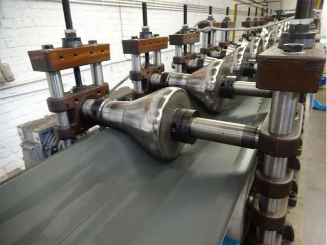 Tecnoma complete profiel-/rolvormmachine - afbeelding 3 van  26