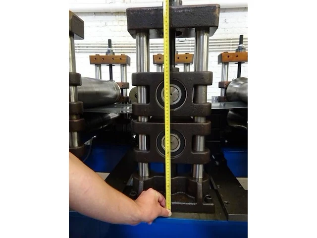 Tecnoma complete profiel-/rolvormmachine - afbeelding 15 van  26