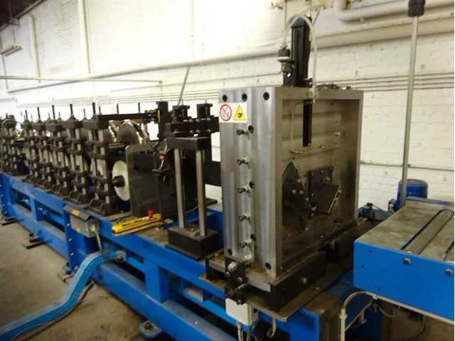 Tecnoma complete profiel-/rolvormmachine - afbeelding 23 van  26