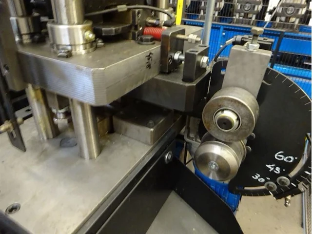 Tecnoma industriële rolvormmachine - afbeelding 6 van  16