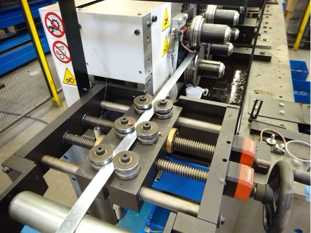 Tecnoma industriële rolvormmachine - afbeelding 15 van  16