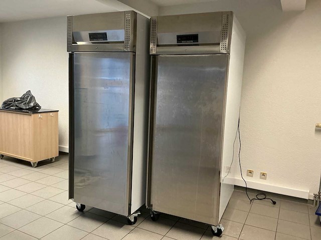 Tefcold bk850 / bf850 koelkast - afbeelding 1 van  12
