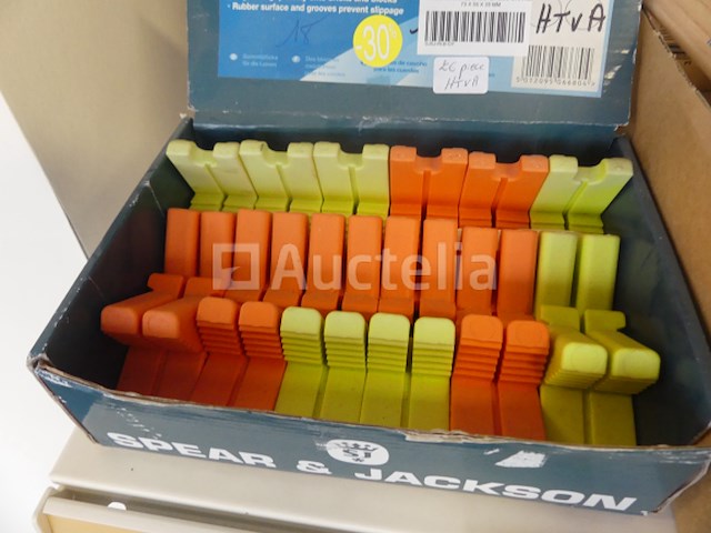 Tegelaar en sanitaire accessoires - afbeelding 7 van  12