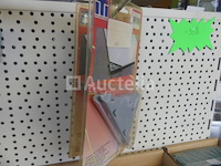 Tegelaar en sanitaire accessoires - afbeelding 9 van  12