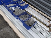 Tegelhoeken - afbeelding 1 van  13