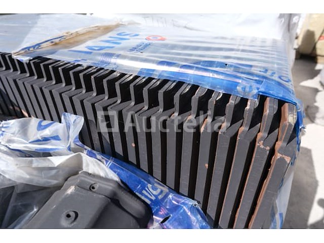 Tegels en beslag - afbeelding 1 van  9