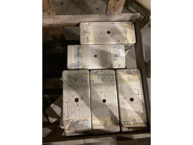 Tegels farges 30/30/1cm 4,5m² - afbeelding 1 van  3