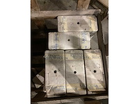 Tegels farges 30/30/1cm 4,5m² - afbeelding 1 van  3