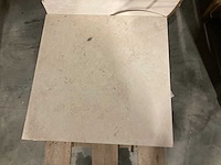 Tegels massangis 50/50/2cm en 49/49/2cm - afbeelding 2 van  9