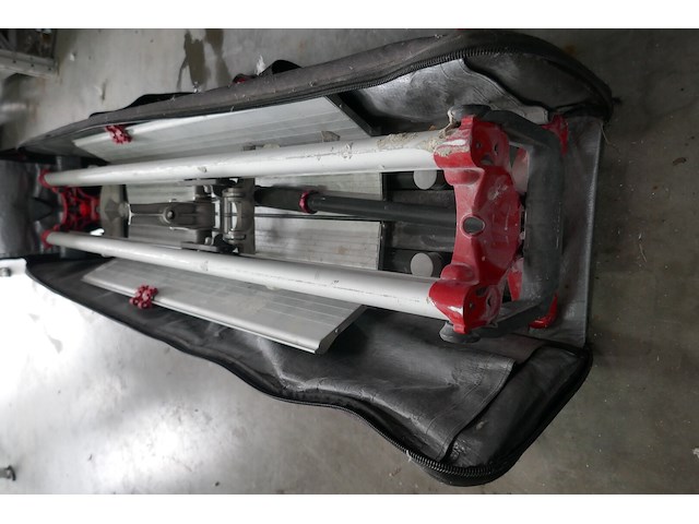 Tegelsnijder rubi - afbeelding 2 van  5