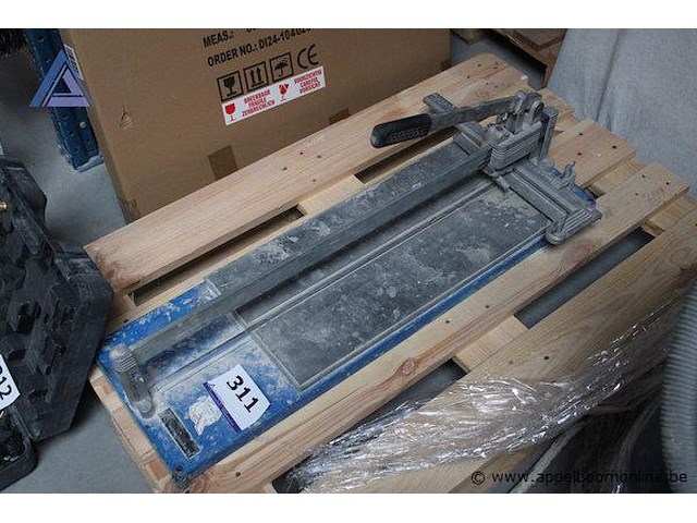 Tegelsnijder - afbeelding 1 van  2