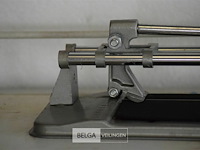 Tegelsnijder - afbeelding 2 van  3