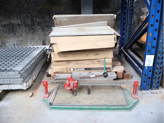 Tegelsnijder - afbeelding 1 van  8