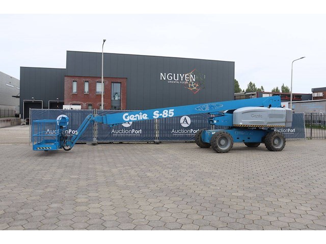 Tekescoophoogwerker genie s-85 diesel 28m 2013 - afbeelding 1 van  1