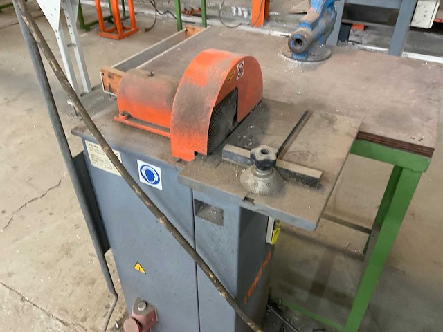 Tekna tk150 freesmachine - afbeelding 1 van  1