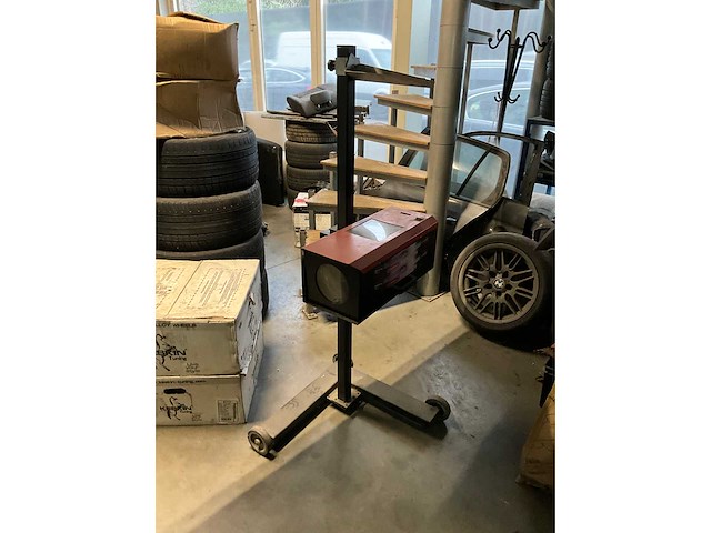 Teknobalans lichtenbak voor autokoplampen - afbeelding 2 van  5