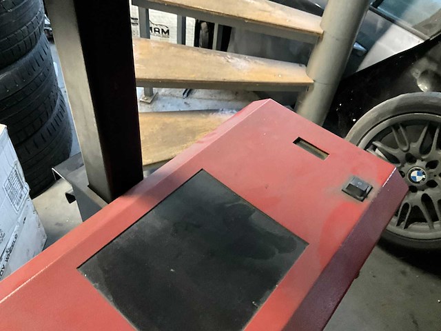 Teknobalans lichtenbak voor autokoplampen - afbeelding 4 van  5