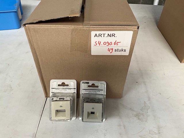 Tel/data contactdoos cat6a inbouw 2x 8 polig (49x) - afbeelding 2 van  4