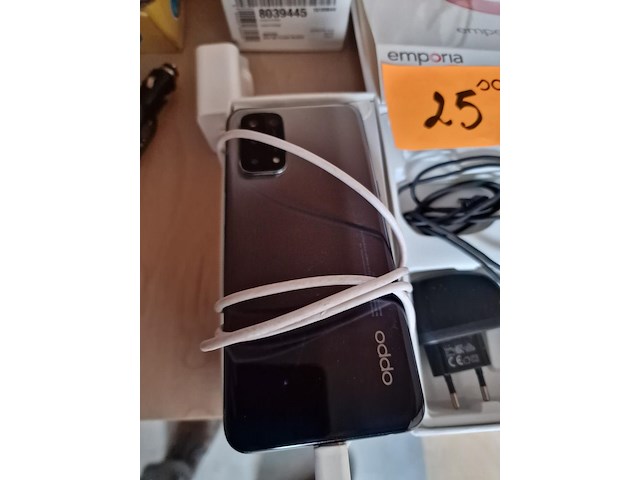 Telefonie en gps - afbeelding 8 van  8