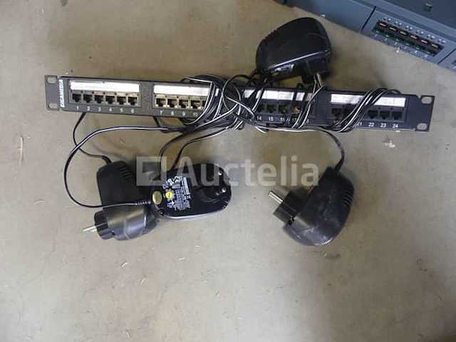 Telefoonapparatuurbundel - afbeelding 20 van  22
