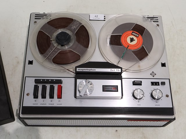 Telefunken bandrecorder - afbeelding 2 van  8