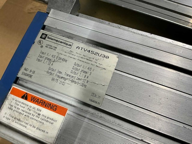 Telemecanique altivar 5 frequentieregelaar - afbeelding 4 van  4