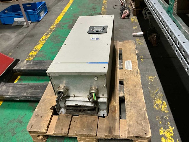 Telemecanique altivar 61 frequentieregelaar - afbeelding 4 van  5