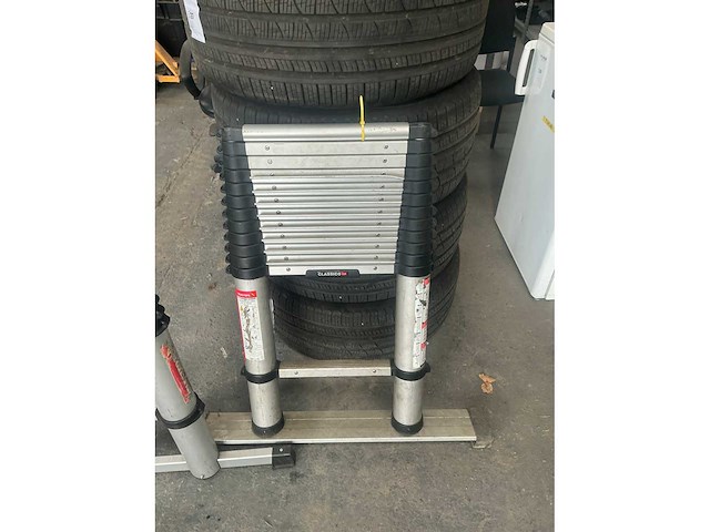 Telescoop ladder (2x) - afbeelding 3 van  4
