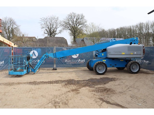 Telescoophoogwerker genie diesel - afbeelding 1 van  1