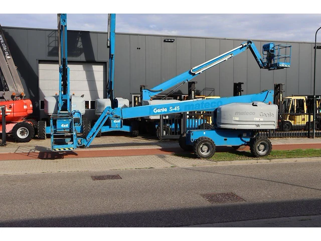 Telescoophoogwerker genie s-45 diesel 227kg 15.7m 2016 - afbeelding 1 van  1