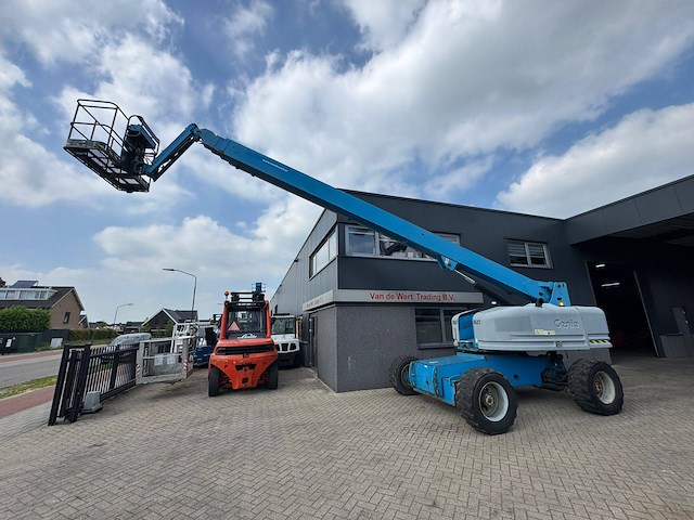 Telescoophoogwerker genie s-85 diesel 27,91 2007 - afbeelding 1 van  1