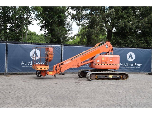 Telescoophoogwerker hitachi hx99b-2 diesel 11.7m 2008 - afbeelding 1 van  1
