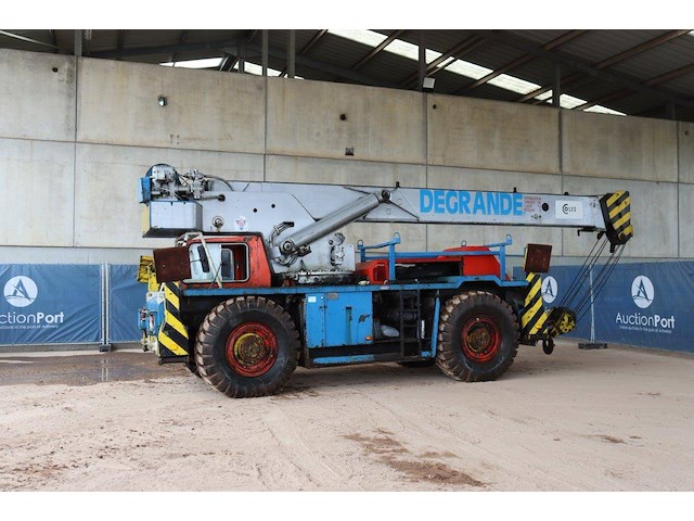 Telescoopkraan grove diesel - afbeelding 1 van  1