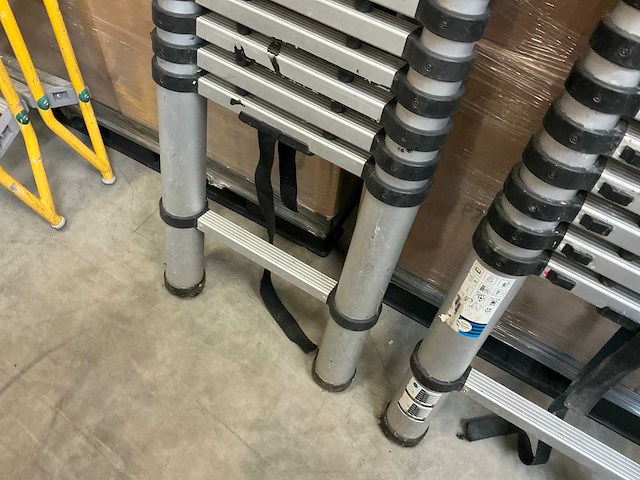 Telescoopladder - afbeelding 3 van  4
