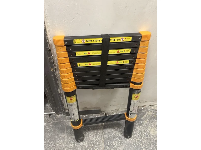 Telescoopladder - afbeelding 1 van  1