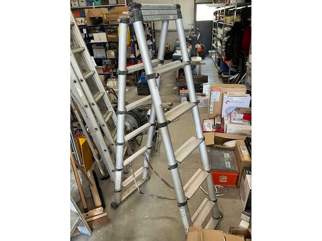 Telescopische ladder - afbeelding 3 van  3