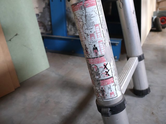 Telescopische ladder - afbeelding 2 van  3