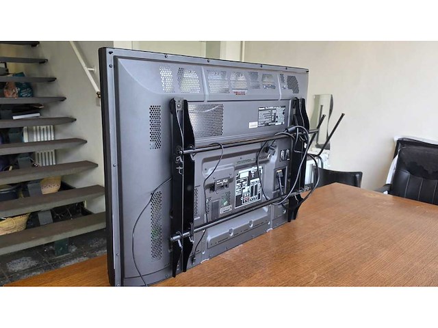 Téléviseur panasonic 42" - afbeelding 4 van  10