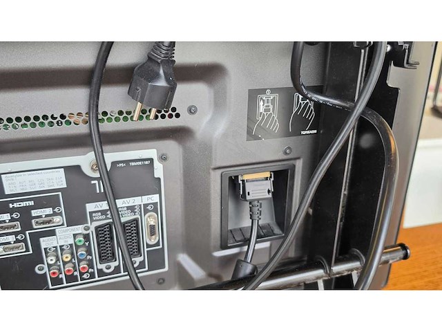 Téléviseur panasonic 42" - afbeelding 6 van  10