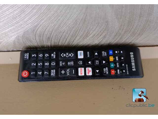 Televisie met muurbeugel - afbeelding 5 van  5