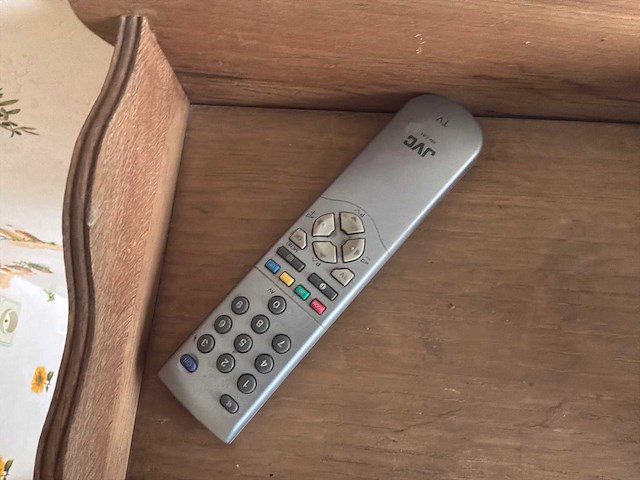 Televisie + muziekinstallatie (dab) - afbeelding 5 van  7