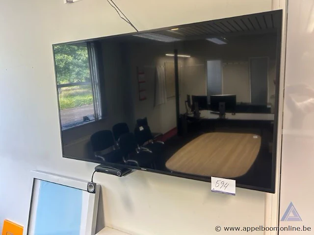 Televisie samsung, inclusief barco clickshare draadloos presentatiesysteem. werking niet gekend. - afbeelding 3 van  3